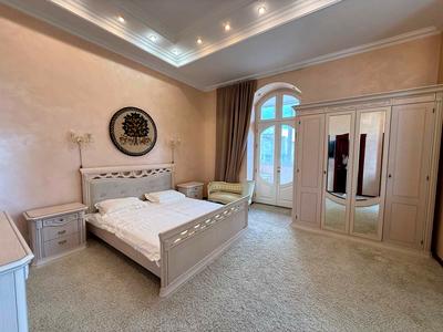 квартира за адресою Київ, Костельна вул., 8
