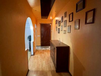 квартира за адресою Міцкевича вул., 5