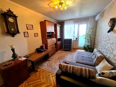 квартира по адресу Червоной Калины просп. (Владимира Маяковского), 8-Б