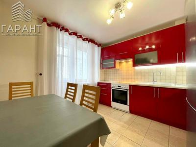 квартира за адресою Михайла Лушпи просп., 38