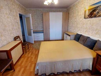 квартира по адресу Ревуцкого ул., 19/1