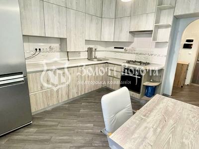 квартира за адресою Соборна вул., 105/6