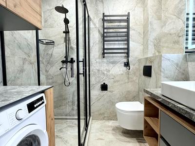 квартира за адресою Салютна вул., 18