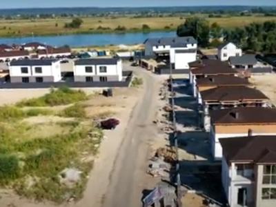 будинок за адресою Центральна вул., 33ч