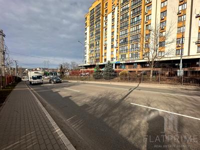 комерційна за адресою Соборна вул. (), 10-А