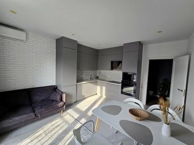 квартира за адресою Метрологічна вул., 15