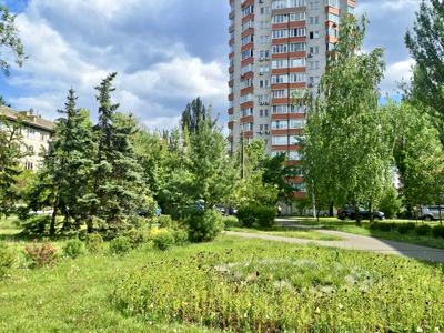 квартира за адресою Вінстона Черчилля вул. (Червоноткацька), 18-Б
