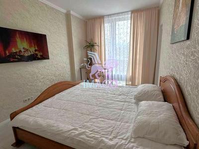 квартира по адресу Олександра Олеся ул., 10