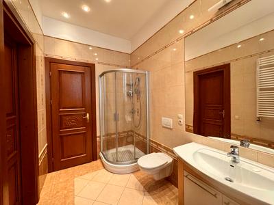 квартира за адресою Олекси Новаківського вул., 8