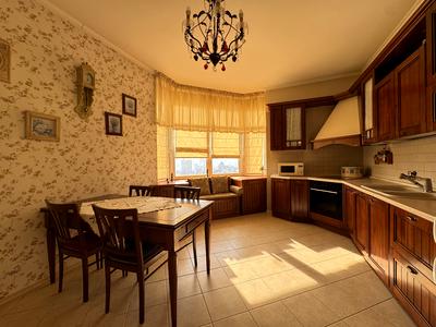 квартира за адресою Кловський узвіз, 5
