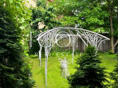 будинок за адресою Богатирська вул., 30А