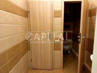 комерційна за адресою Спаська вул., 5