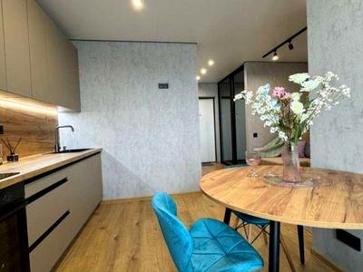 квартира за адресою Озерна вул., 27а