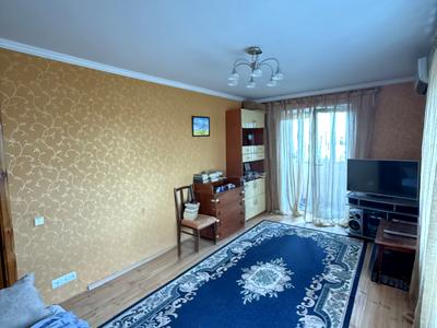 квартира за адресою Дніпровська вул., 9