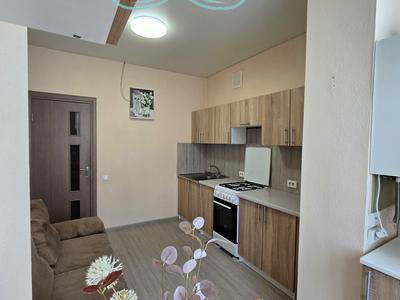квартира за адресою Братська вул., 12
