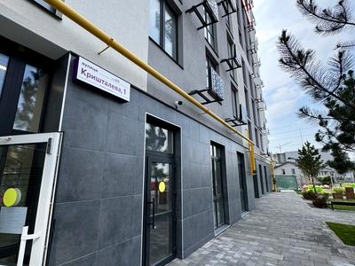 квартира за адресою Кришталева вул., 1