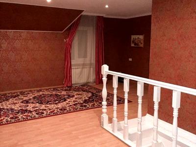 будинок за адресою Профспілкова вул., 12