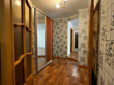 квартира за адресою Радісна вул., 7