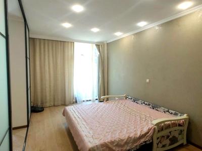 квартира за адресою Регенераторна вул., 4 к4