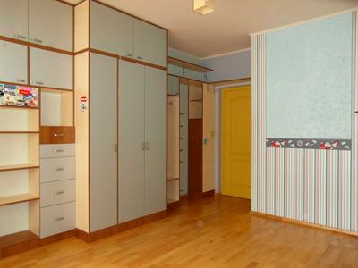 квартира за адресою Київ, Раїси Окіпної вул., 8