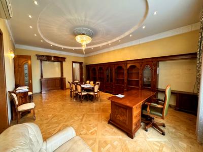 квартира за адресою Олекси Новаківського вул., 8