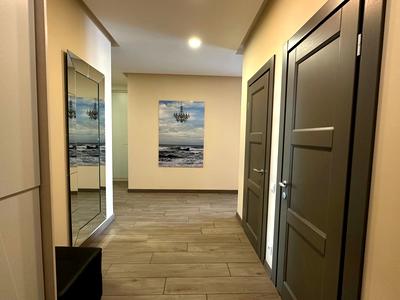 квартира за адресою Раїси Окіпної вул., 18