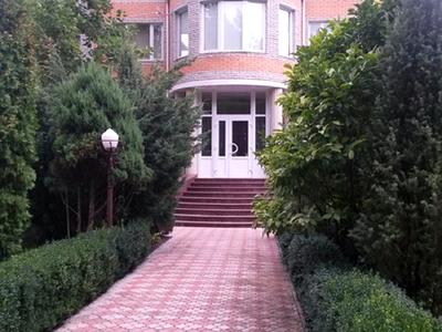 будинок за адресою Польова