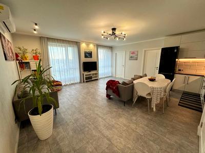квартира за адресою Світлова, 42А