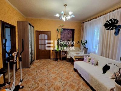 будинок за адресою с. Тернова, Калініна