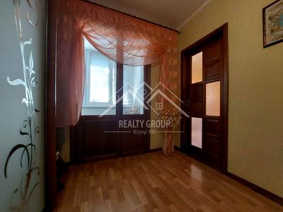 квартира за адресою Українська вул., 61