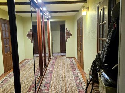 квартира по адресу Драгоманова ул., 44-А