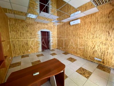 комерційна за адресою Оболонська набережна вул., 15