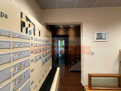 квартира за адресою Науки просп., 42/1