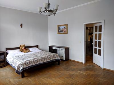 квартира за адресою Жовківська вул. (Декабристів), 17
