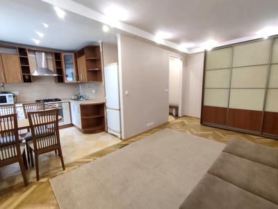 квартира за адресою Джона Маккейна вул. (Івана Кудрі), 9