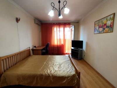 квартира за адресою Драгоманова вул., 14