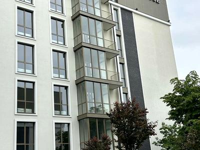 комерційна за адресою Набережно-Хрещатицька вул., 21