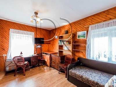 будинок за адресою с. Перемога, Садова вул., 9