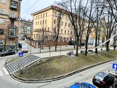 квартира за адресою Костельна вул., 6