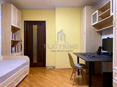 квартира за адресою Рональда Рейгана вул., 10