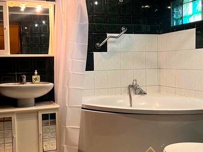 будинок за адресою Центральна вул., 23