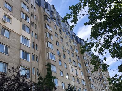 квартира за адресою Анни Ахматової вул., 5
