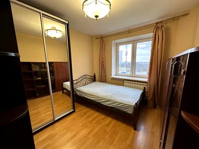 квартира по адресу Святошинская ул., 1