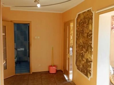 квартира за адресою Дніпровська набережна вул., 19