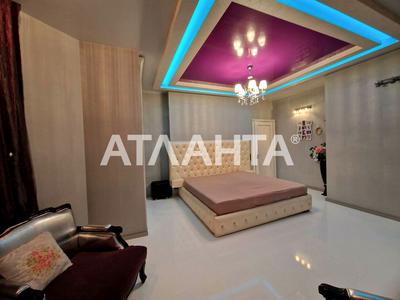 квартира за адресою Середньофонтанська вул., 19
