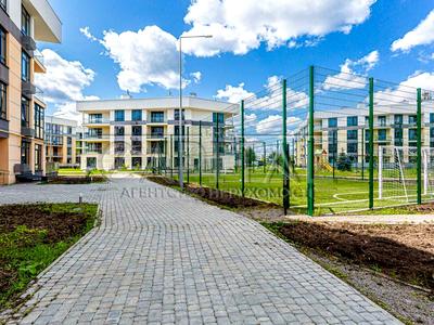 квартира за адресою Богатирська вул., 32