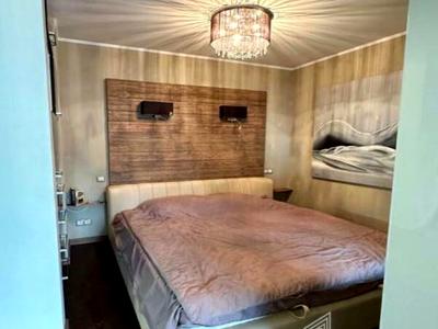 квартира за адресою Патріарха Мстислава Скрипника вул., 40