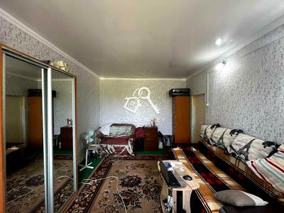квартира за адресою Кривий Ріг, Конституційна вул., 10