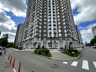 коммерческая по адресу Львівська, 15