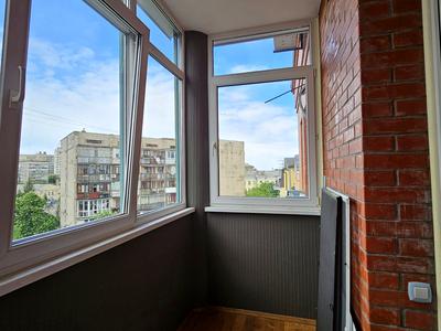 квартира за адресою Київ, Панаса Мирного вул., 8